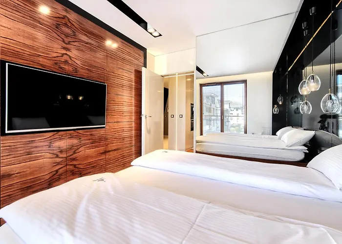 Imperial - Aquarius Vi Apartment