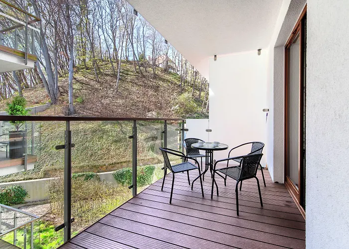 Imperial - Aquarius Vi *